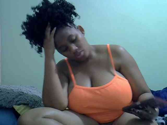 brownebony- webcam