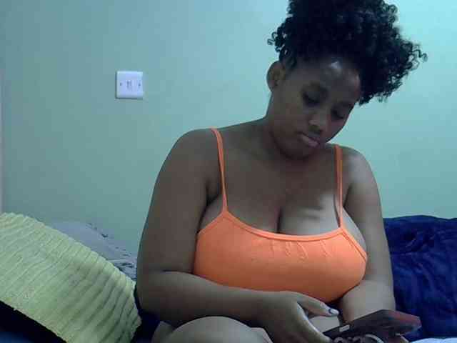 brownebony- webcam
