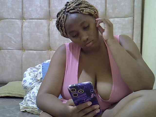 brownebony- webcam