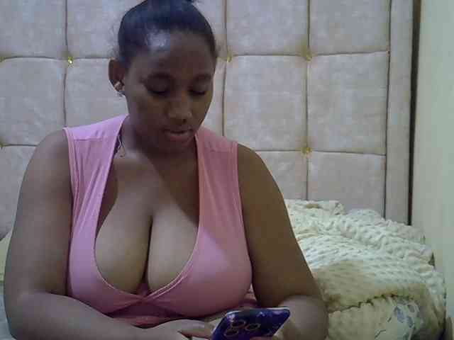 brownebony- webcam