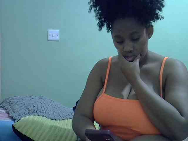 brownebony- webcam