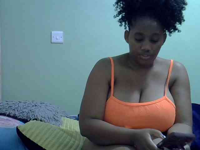 brownebony- webcam