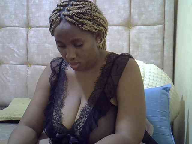 brownebony- webcam