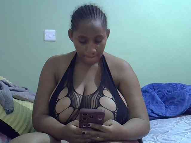 brownebony- webcam