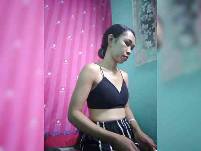 AngelHotxx webcam