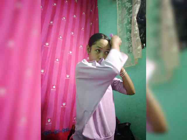 AngelHotxx webcam