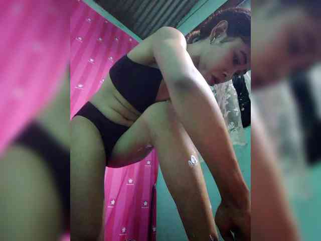 AngelHotxx webcam