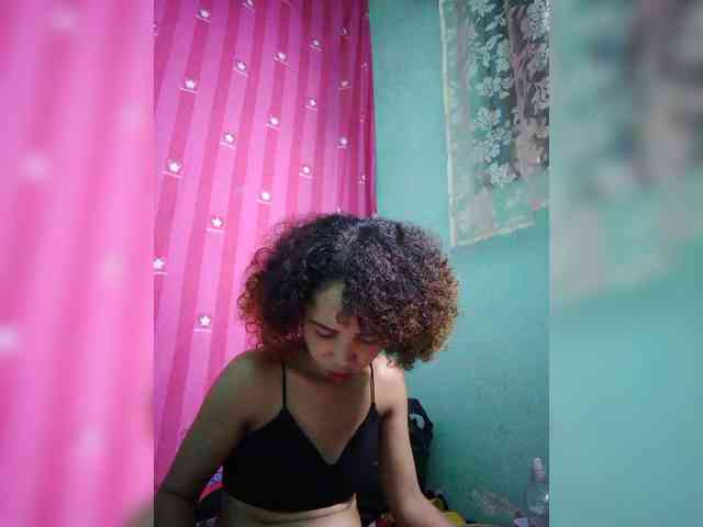 AngelHotxx webcam