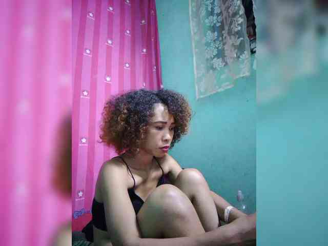 AngelHotxx webcam