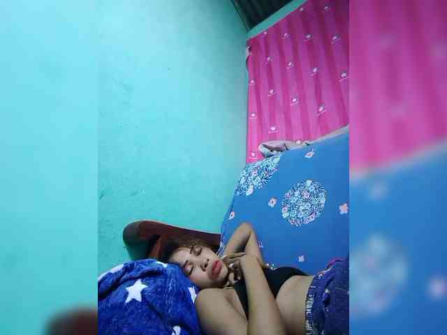 AngelHotxx webcam