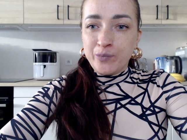 LorennePlay's BongaCams show and profile