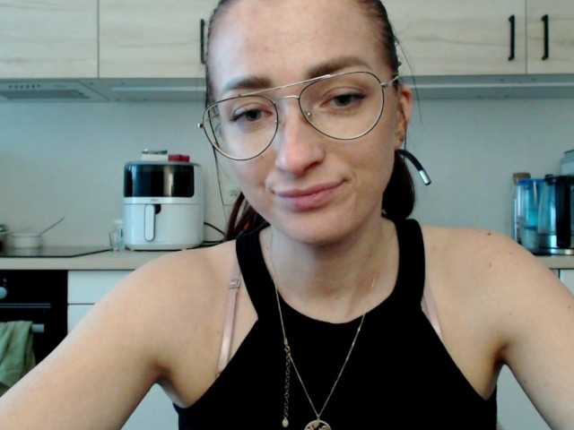 LorennePlay's BongaCams show and profile