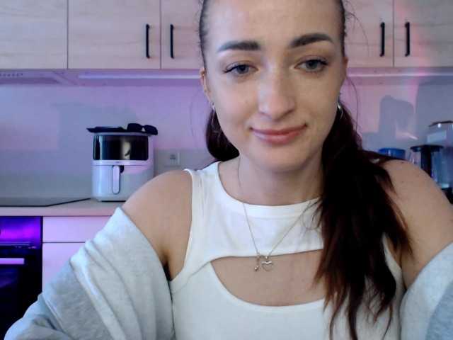LorennePlay's BongaCams show and profile