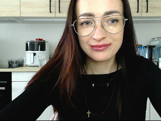 LorennePlay's BongaCams show and profile