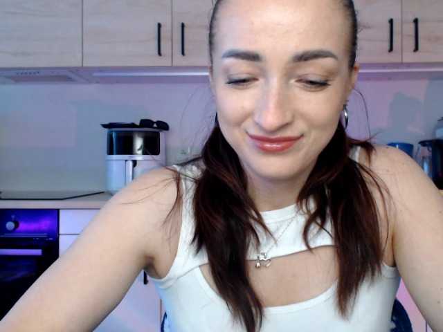 LorennePlay's BongaCams show and profile