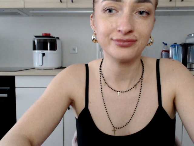 LorennePlay's BongaCams show and profile