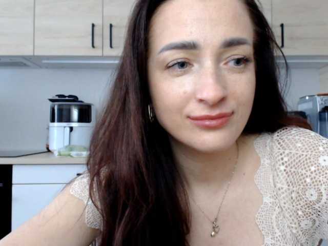 LorennePlay's BongaCams show and profile