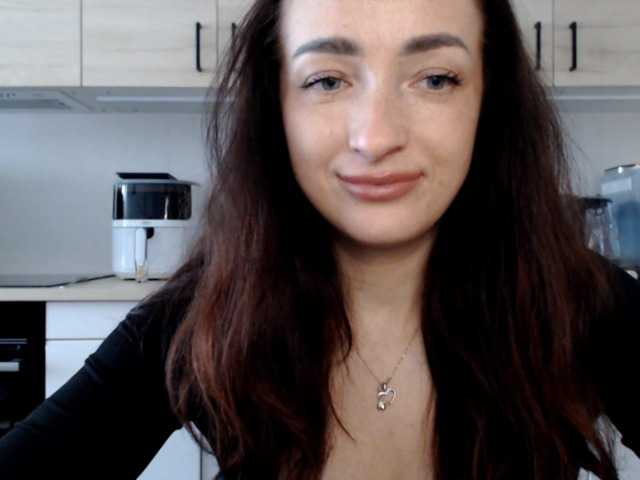 LorennePlay's BongaCams show and profile