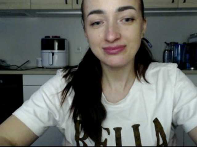 LorennePlay —  Let's have some good time together #brunette #biglips #bigboobs #tastyass #legs #stripper #goodgirl #natural #new #schoolgirlMore on privat show... 