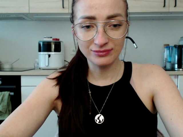 LorennePlay's BongaCams show and profile