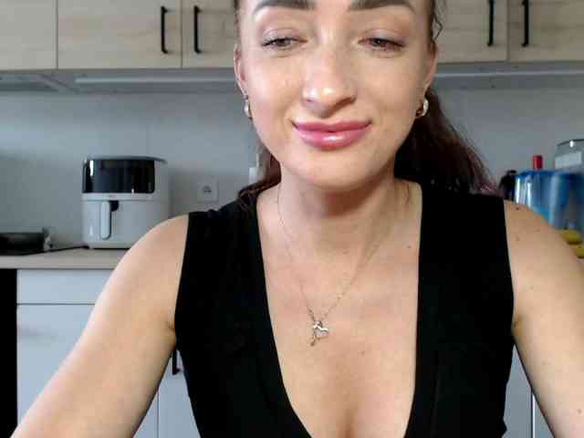 amateur nude live LorennePlay