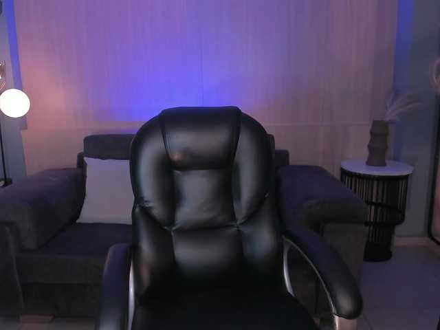 ChloePreston's BongaCams show and profile