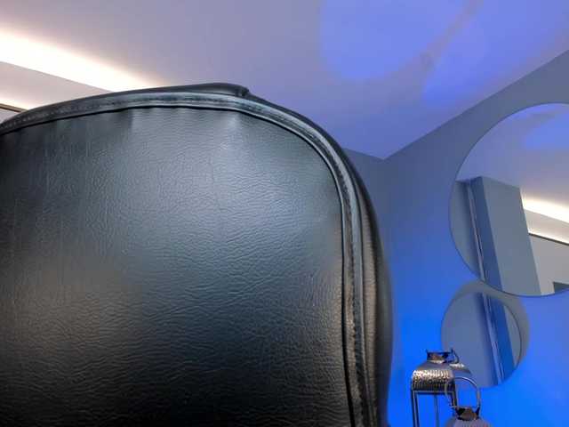 ChloePreston's BongaCams show and profile