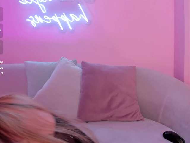 ChloePreston's BongaCams show and profile