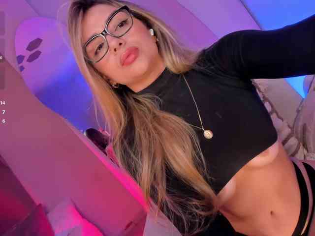 ChloePreston webcam