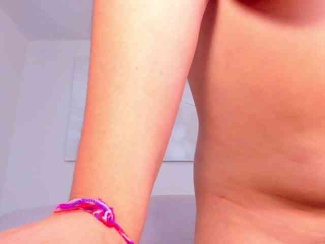 SamanthaConnor webcam