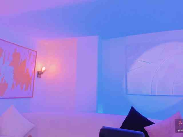 IvannaRussell webcam
