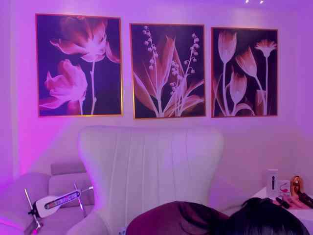 IvannaRussell webcam