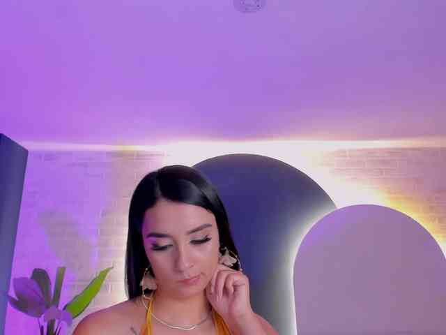 IvannaRussell webcam