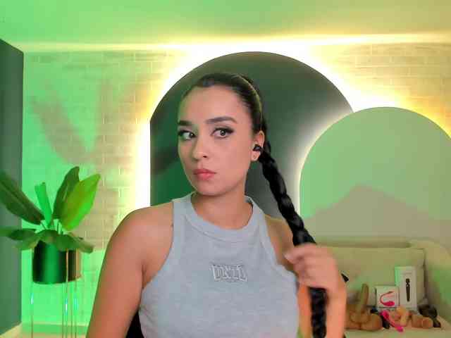 IvannaRussell webcam