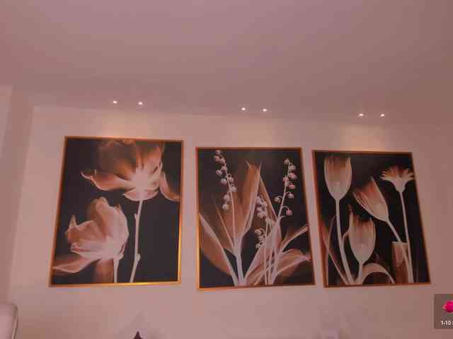 IvannaRussell webcam