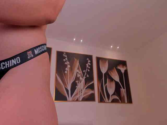 IvannaRussell webcam