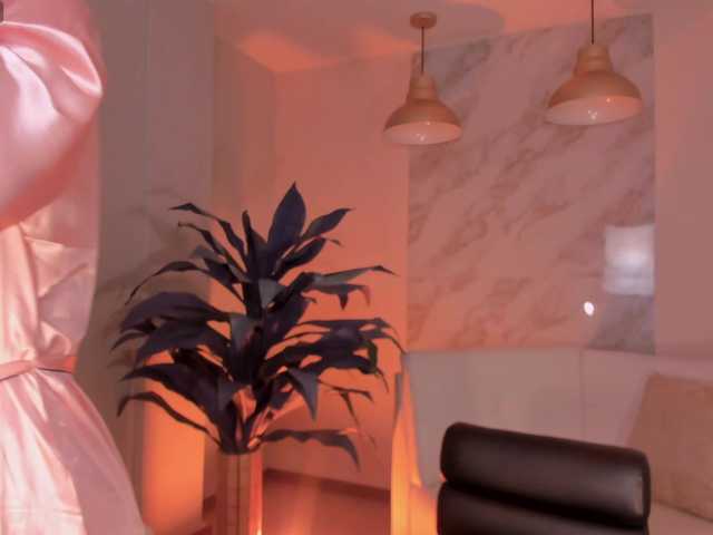 LexieWayne's BongaCams show and profile