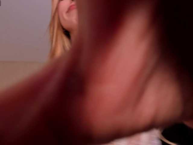 LexieWayne's BongaCams show and profile