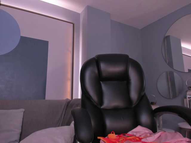 LexieWayne's BongaCams show and profile