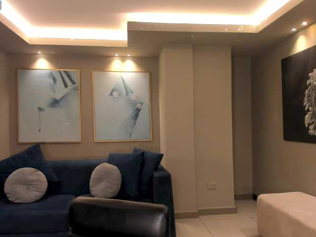 LexieWayne's BongaCams show and profile