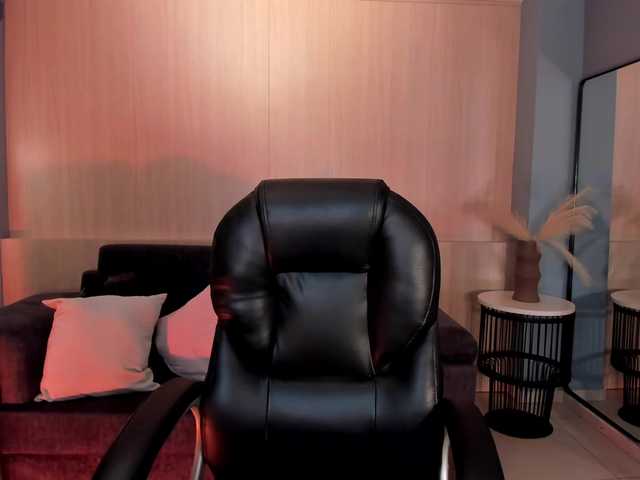 LexieWayne's BongaCams show and profile