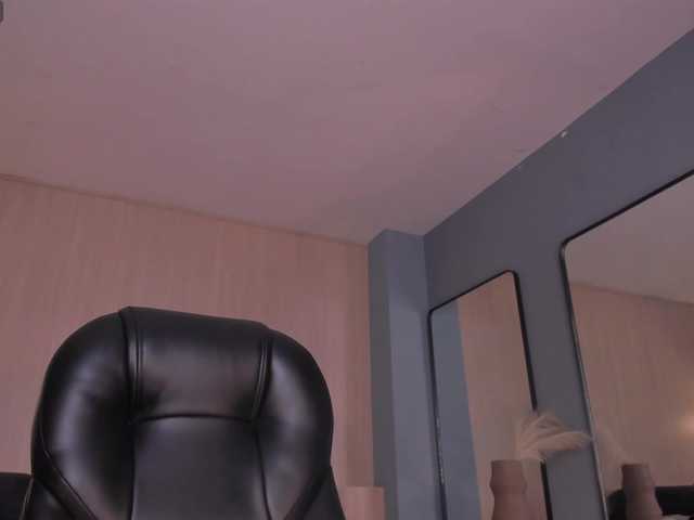 LexieWayne's BongaCams show and profile