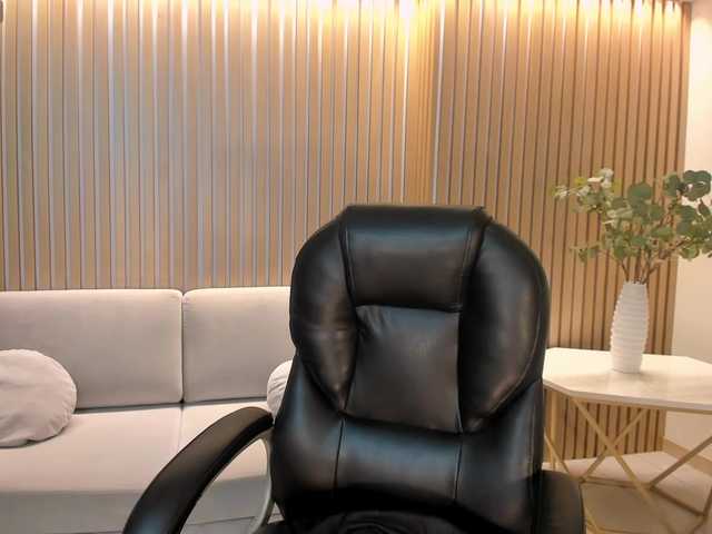 LexieWayne's BongaCams show and profile