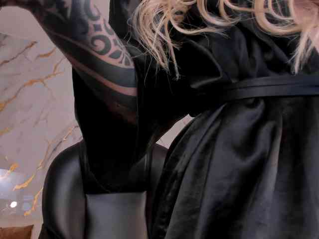 LexieWayne webcam