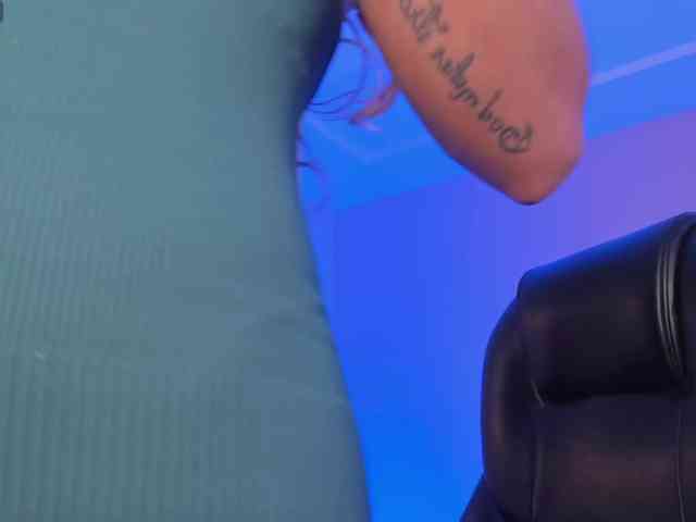 LexieWayne webcam