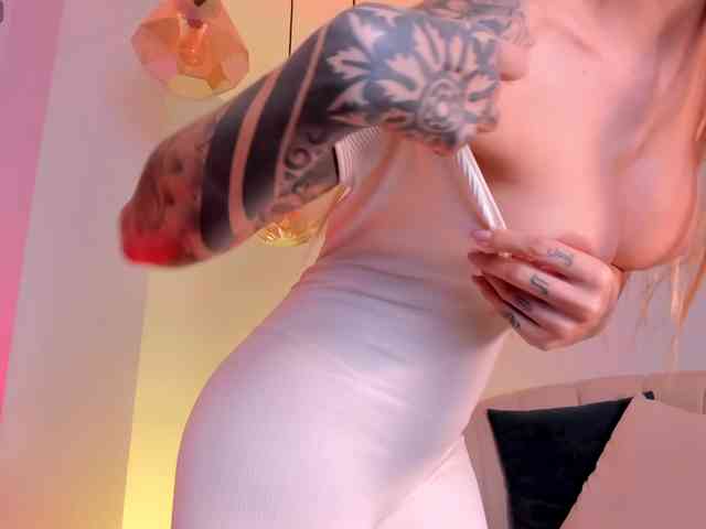LexieWayne webcam