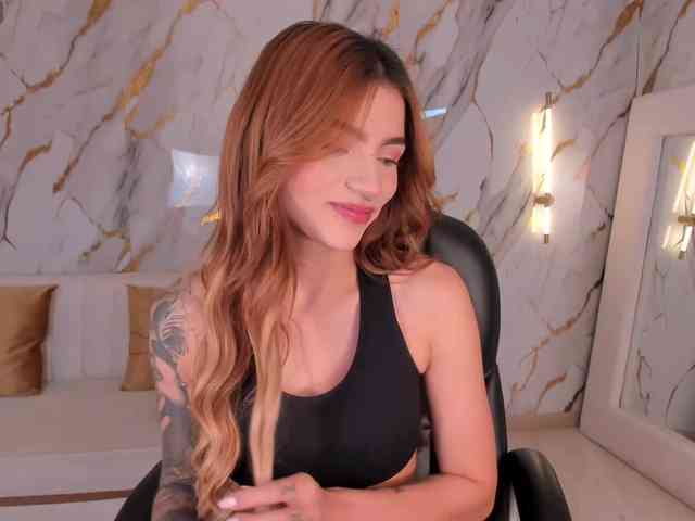 LexieWayne webcam