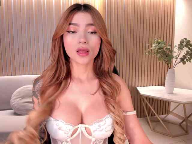 LexieWayne webcam