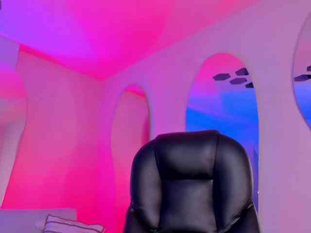 LexieWayne webcam