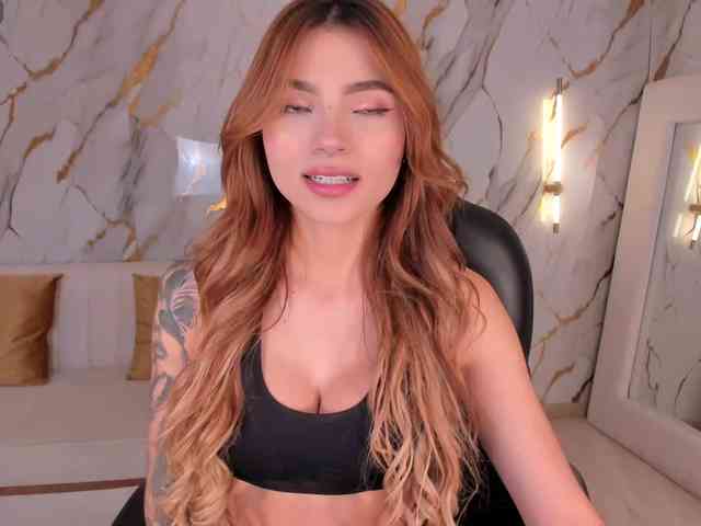 LexieWayne webcam